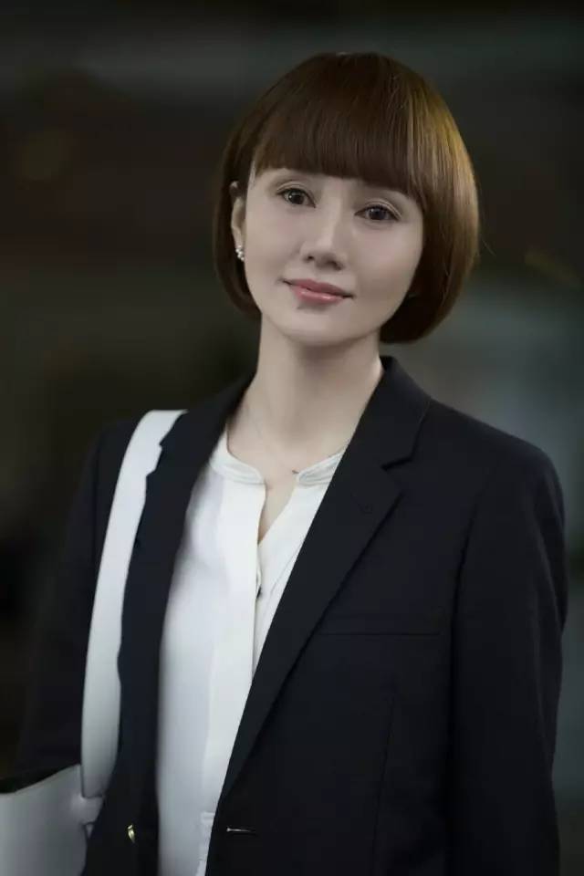 职场女强人    唐晶