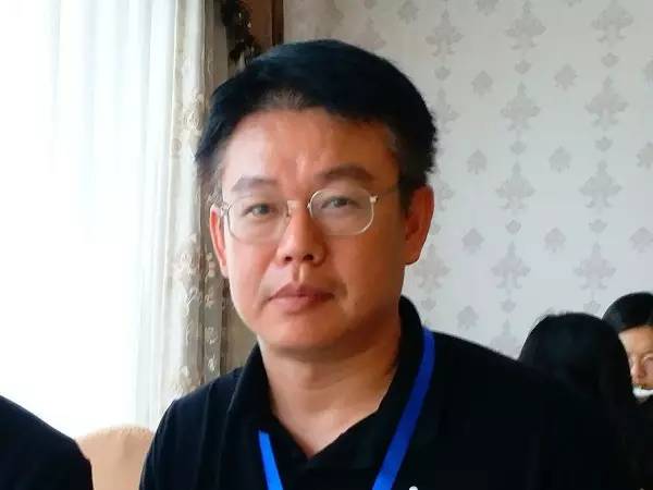 中智华中公司 李瑢瑢 中智大连公司 曾世武"日轮当午凝不去,万国如在