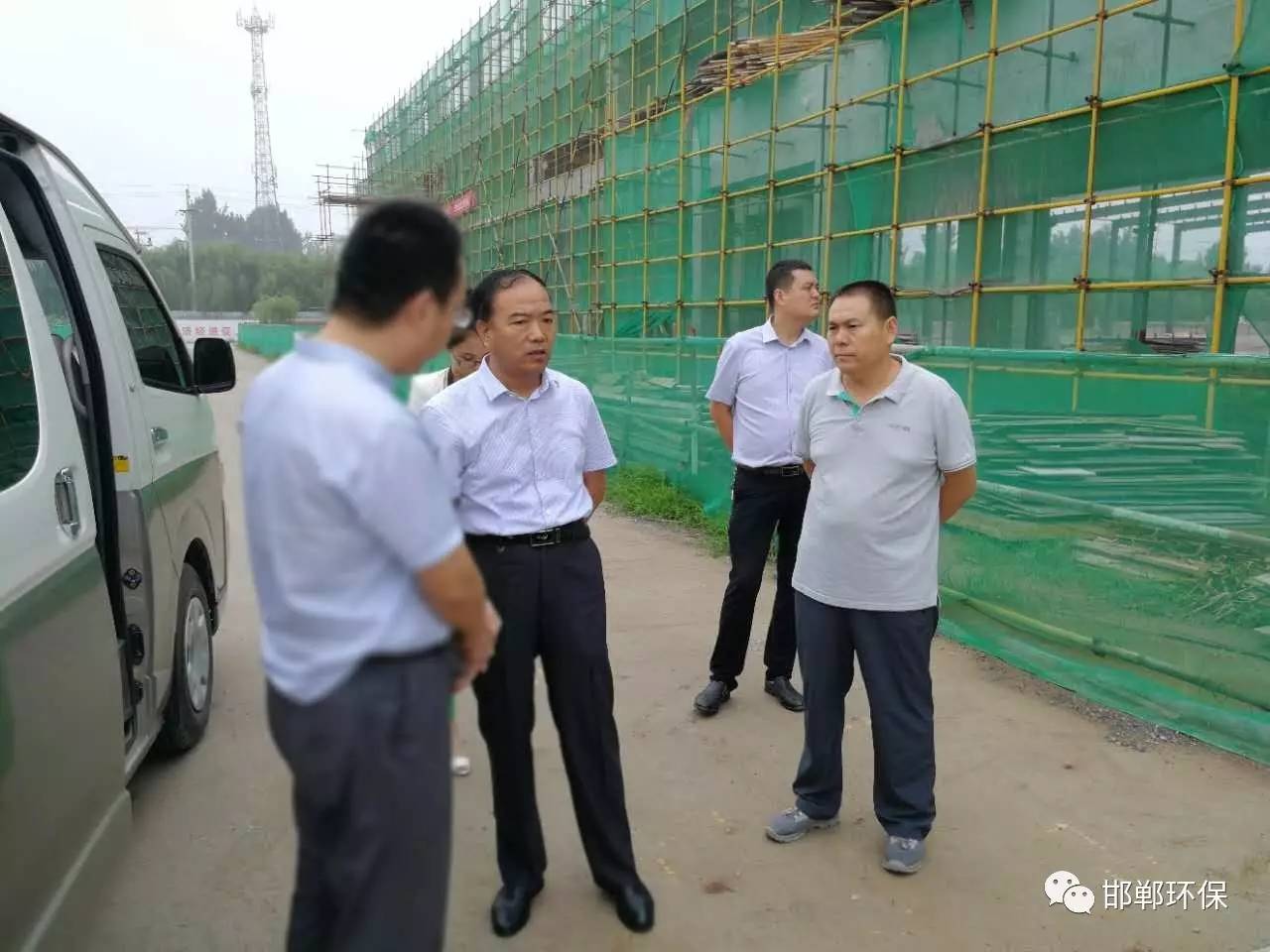 魏县政府县长樊中青对县经济开发区重点企业进行突击