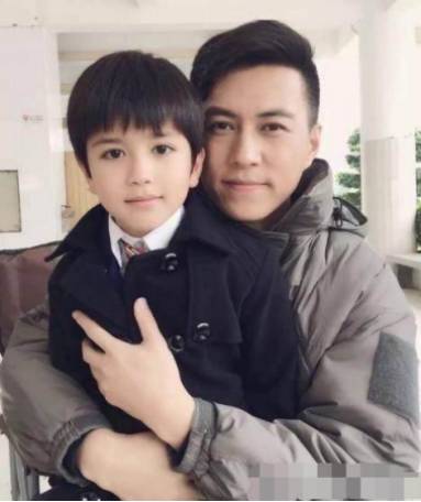 靳东和儿子