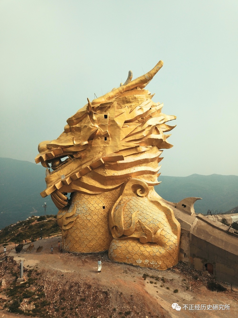 飞龙在地中国龙建筑野史