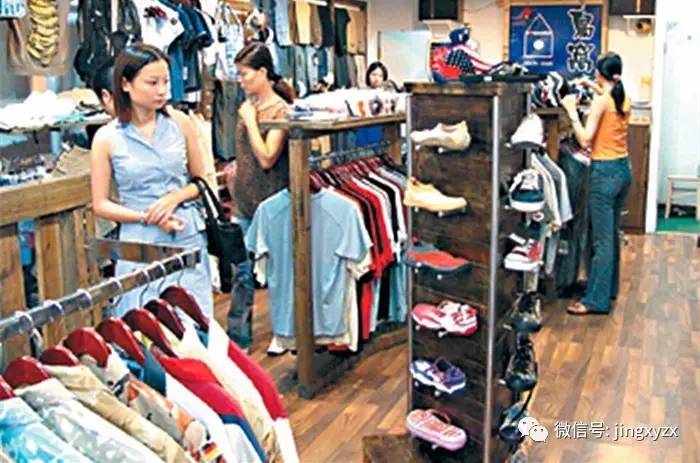 发现这里大规模来自 国外废品站 及 的旧衣服 翻新后还