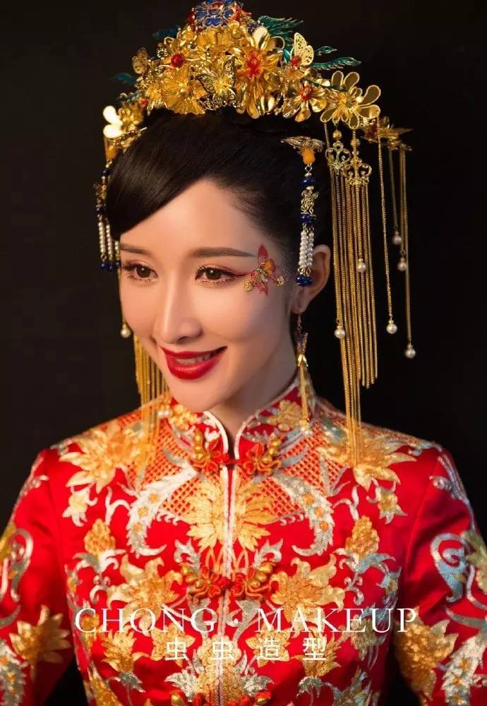 安以轩,钟丽缇,刘诗诗等明星新娘为什么爱中式造型因为美啊!