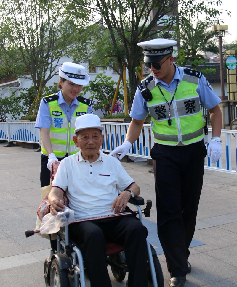 瑞安一大波交警照片流出,太帅了(组图)