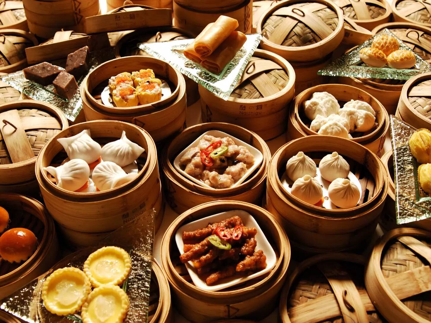 广东人吃早茶必点的10种点心，精致又美味，哪一种是你的心头好？_广式_口感_水晶虾饺