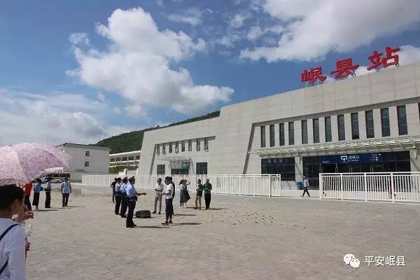 组图直击岷县火车站反恐应急演练现场