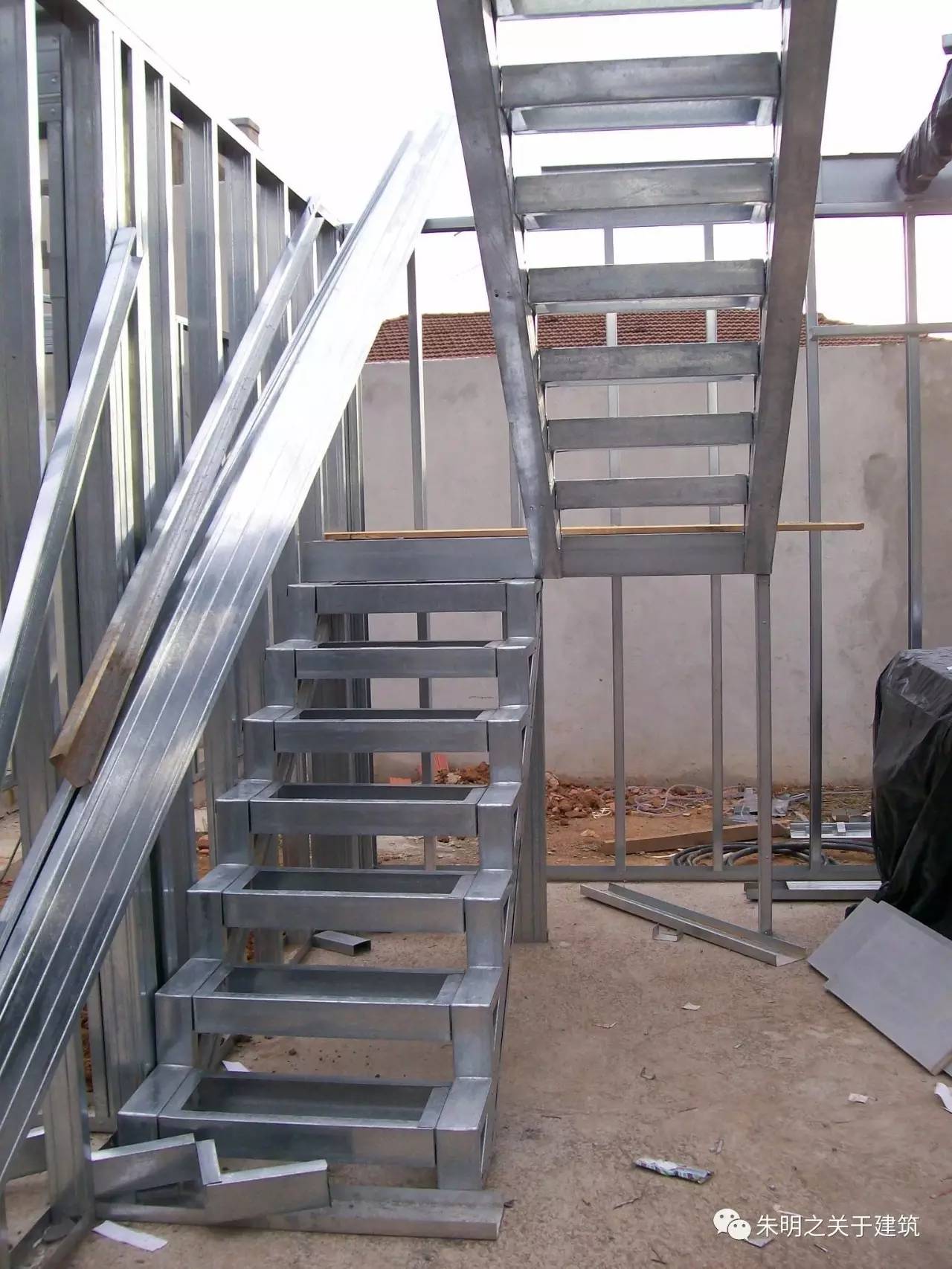 冷弯薄壁型钢体系案例汇总之《楼梯》