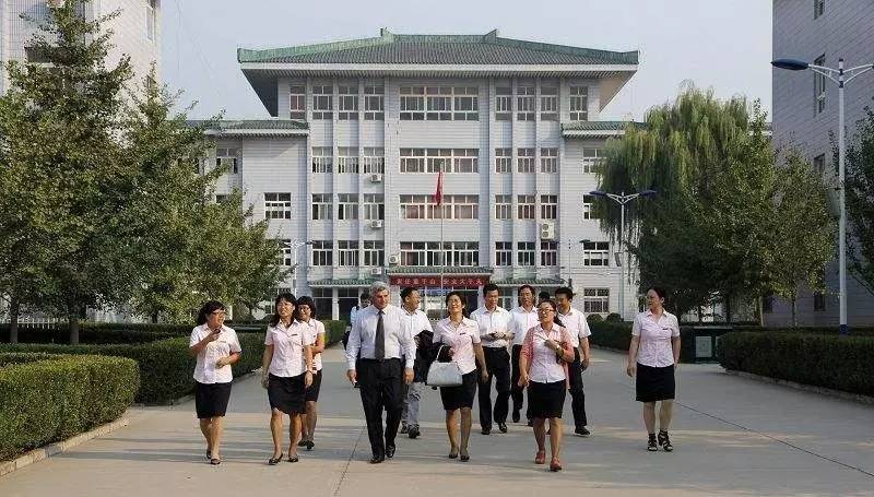 蓟州区一中始建于1941年,1978年被定为天津市首批重点中学.