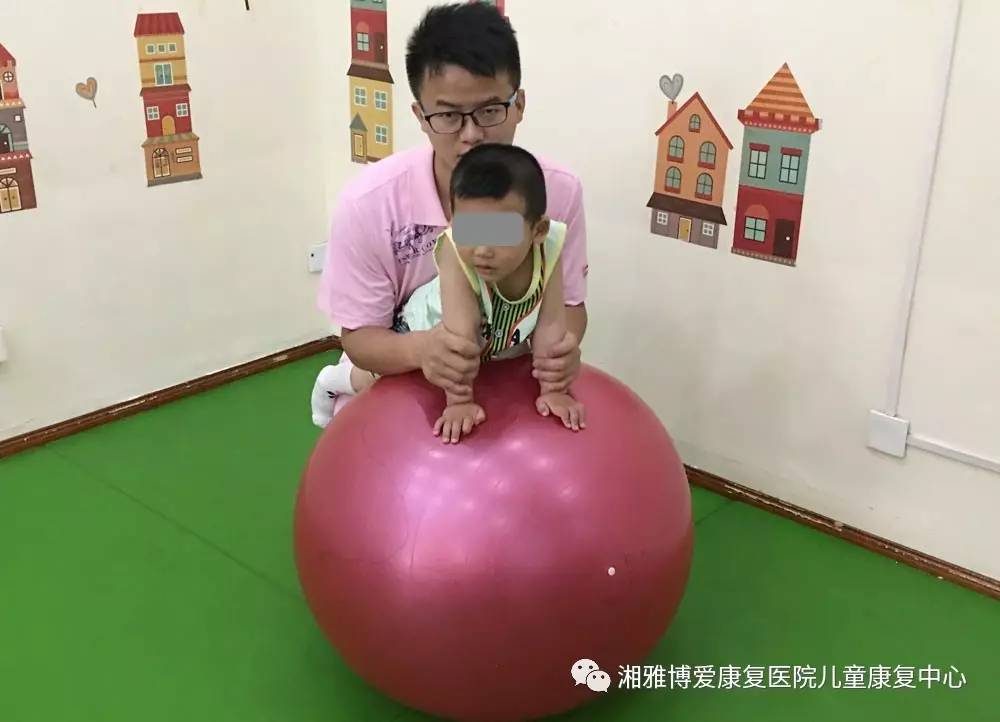 脑瘫儿童的姿势控制训练