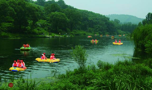 早6:00集合赴 林州万泉湖景区(约3小时),山温水软的万泉湖风景区