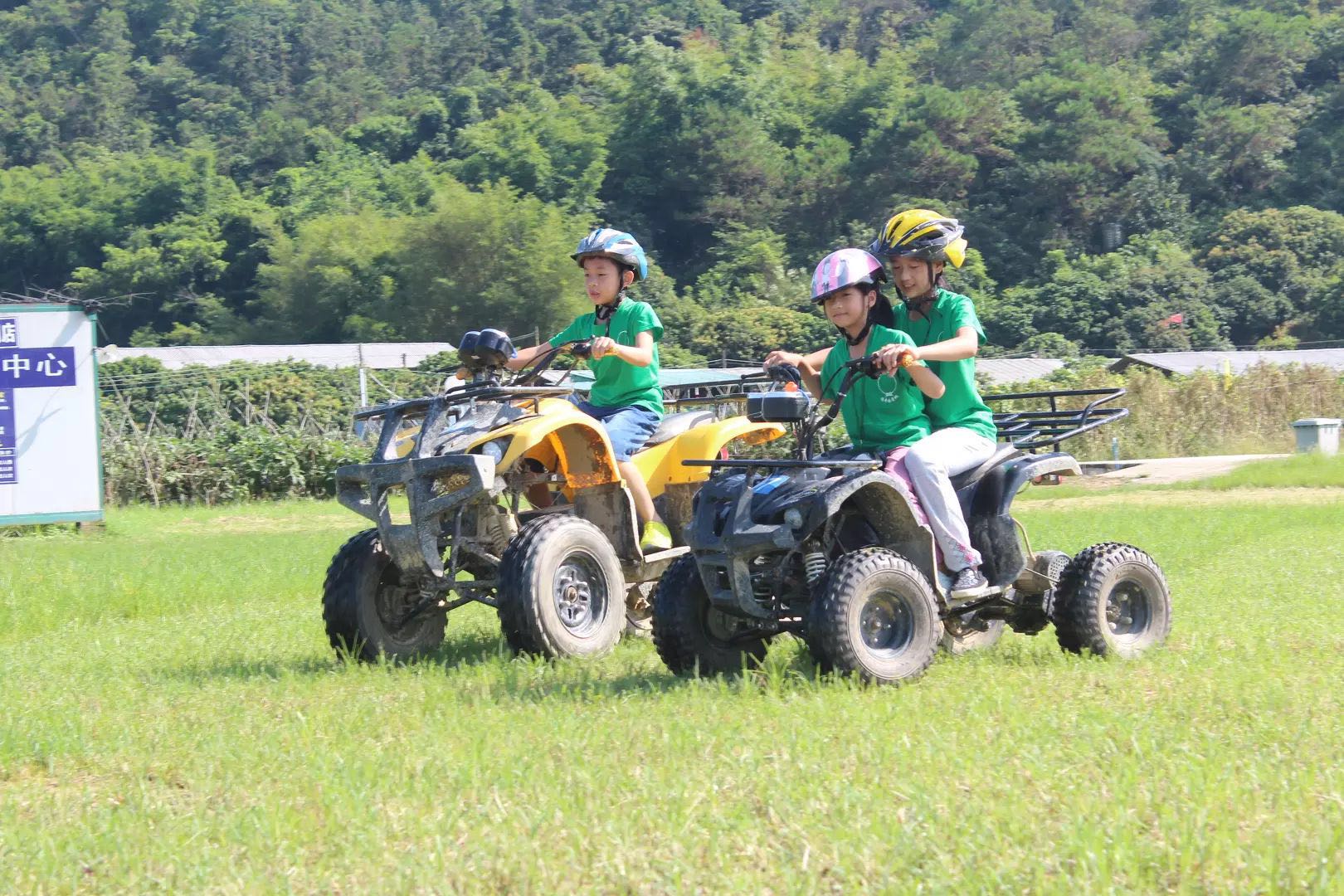 第四期向上吧少年夏令营完满结束不负韶光一起逐梦飞翔吧