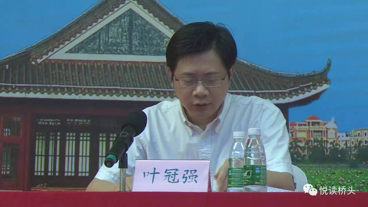 镇委副书记,镇长叶冠强对水污染治理工作作出具体部署以及提出要求.