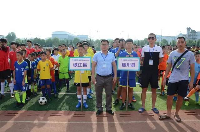 遂川足球的出路竟在这吉安市第二届中小学校园足球联赛火热开赛