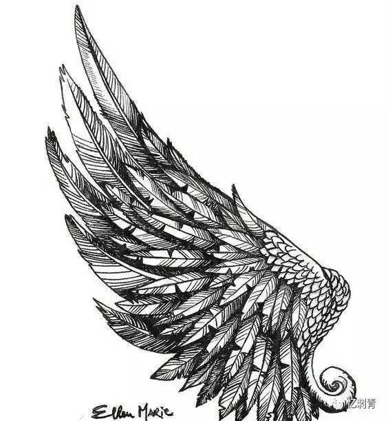 翅膀纹身自由的象征