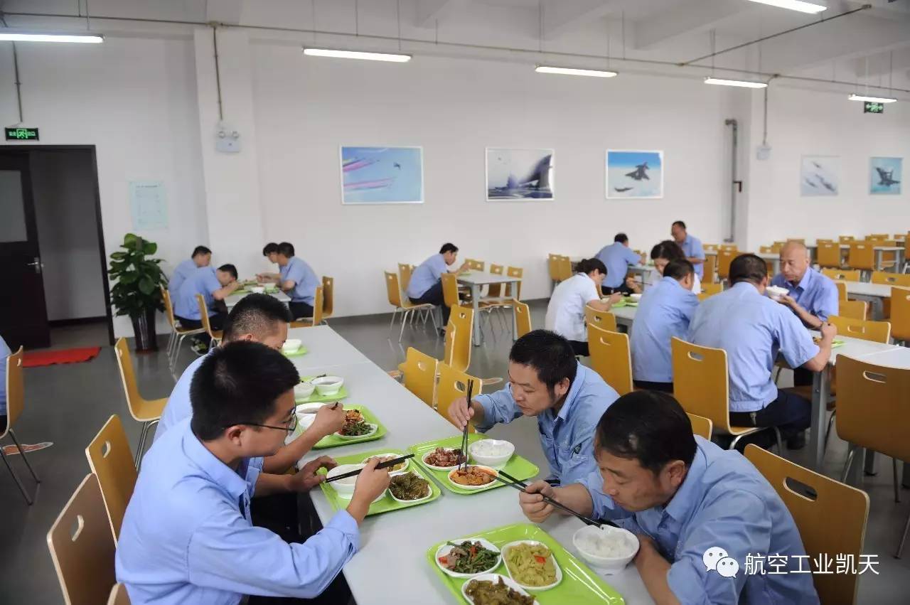 新食堂丨二厂区必须get的信息在这里看看二厂区食堂运行第一天