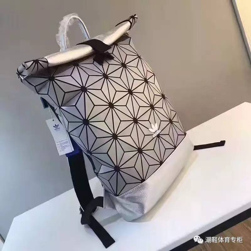 阿迪达斯三叶草经典菱形背包originals urban backpack,adidas