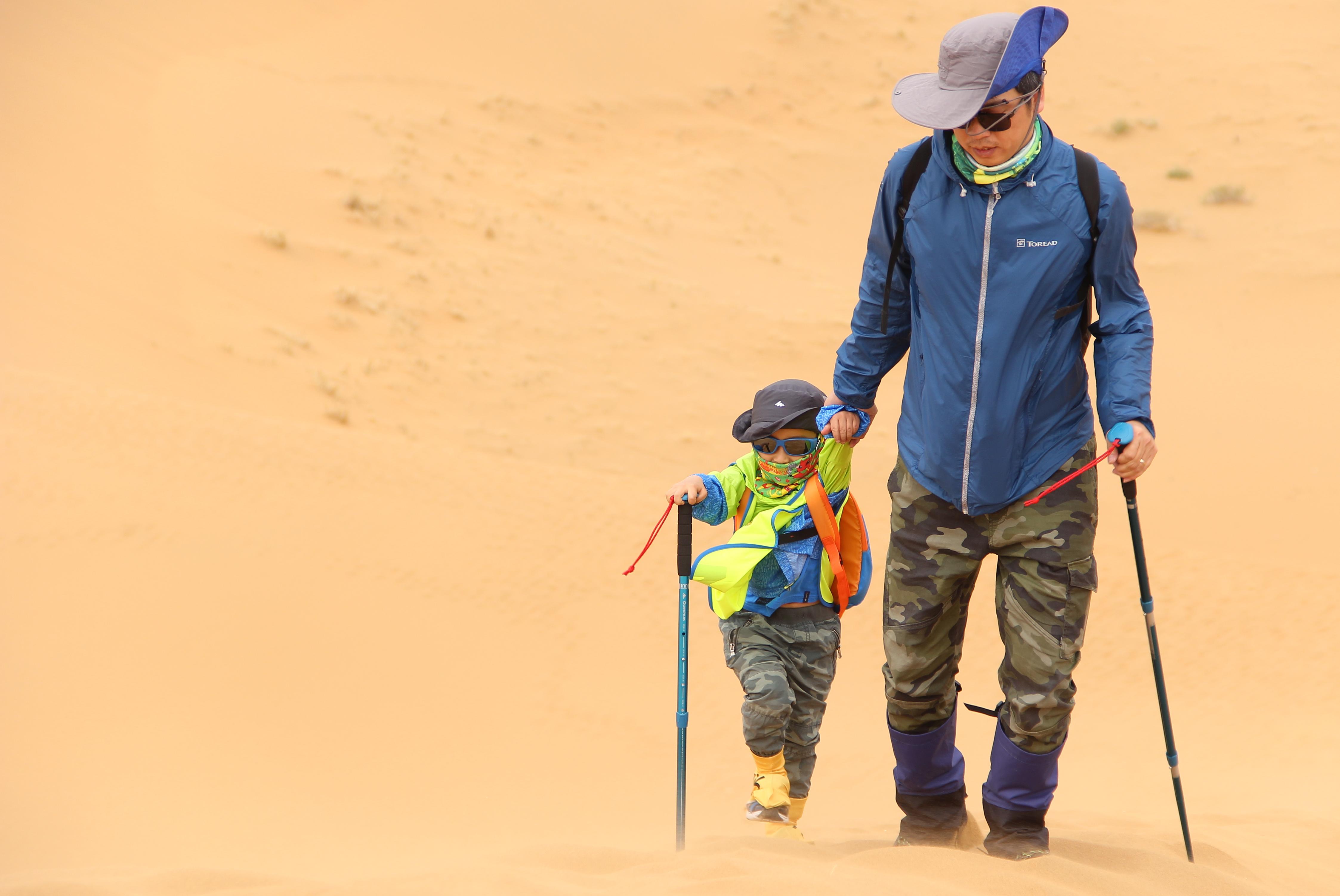 腾格里沙漠3-4天徒步穿越玩法推荐 - 知乎