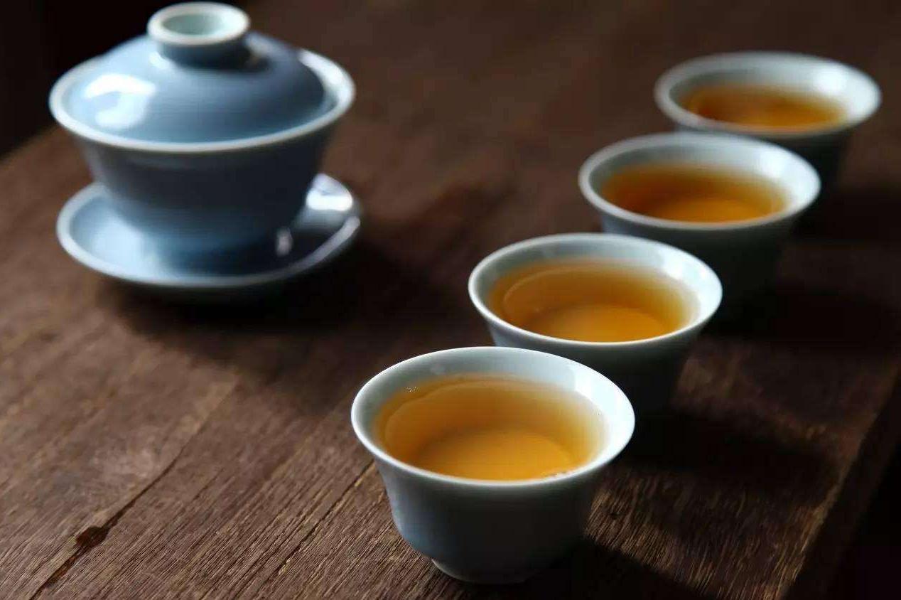 红茶绿茶黄茶黑茶白茶乌龙茶的不同功效，你需要哪样？