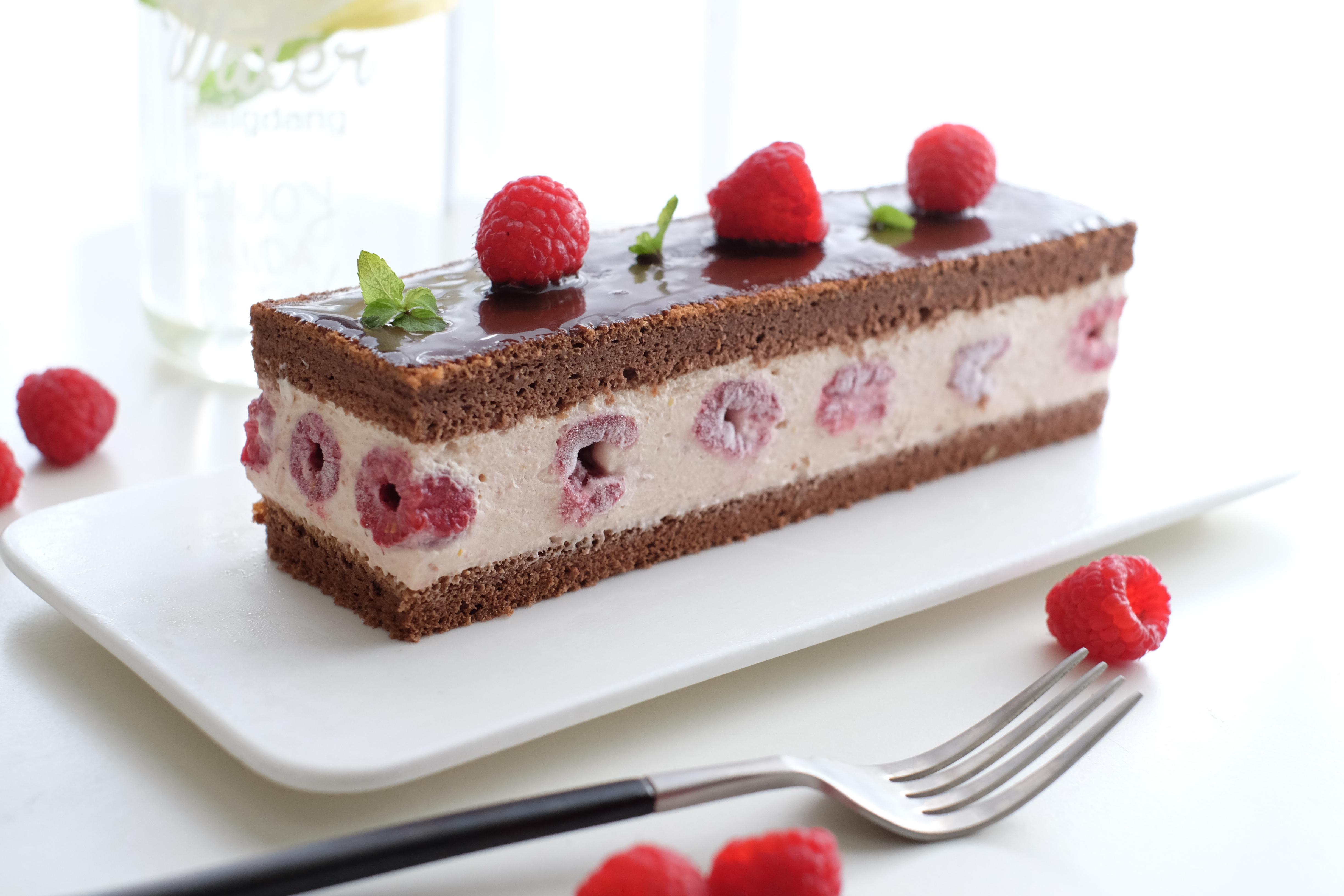 「法式樱桃?慕斯」免烤箱-高颜粉嫩系列蛋糕 酸甜冰淇淋口感 好吃不腻 - 哔哩哔哩