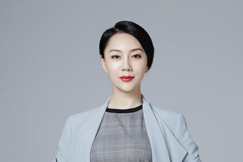 胡彩虹《阳光下的法庭》 塑造现代正义女商人标杆