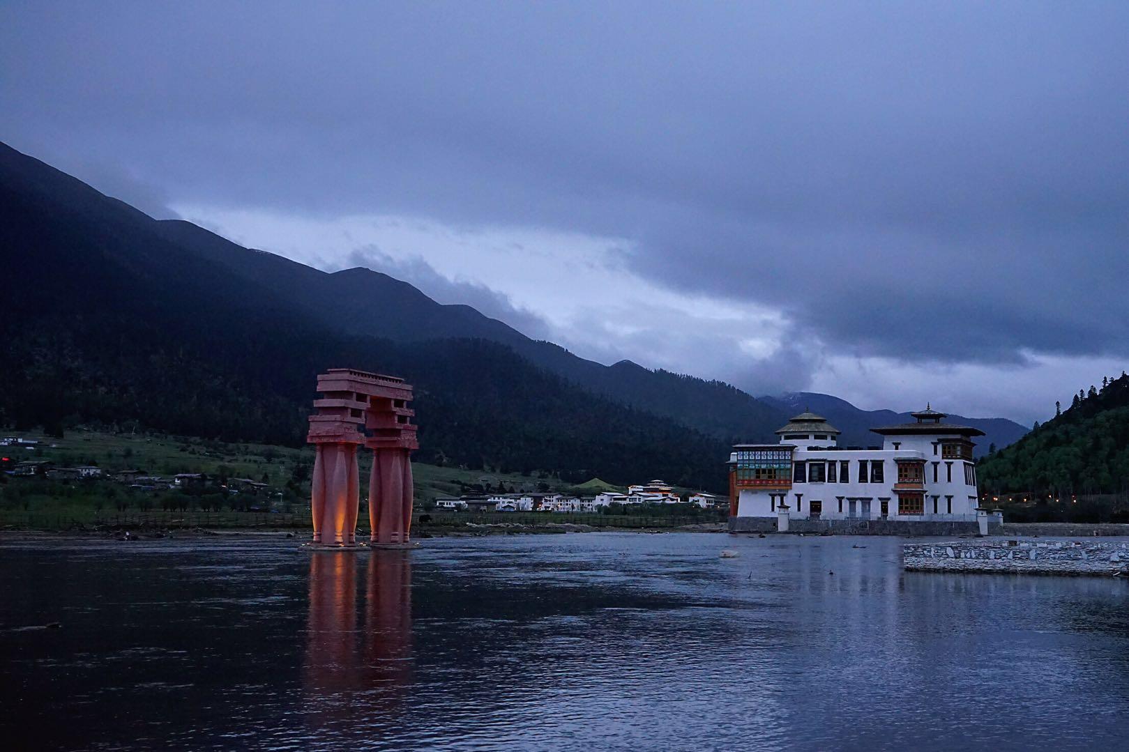 中国西藏林芝鲁朗扎塘鲁措湖风光照片摄影图片_ID:427529765-Veer图库