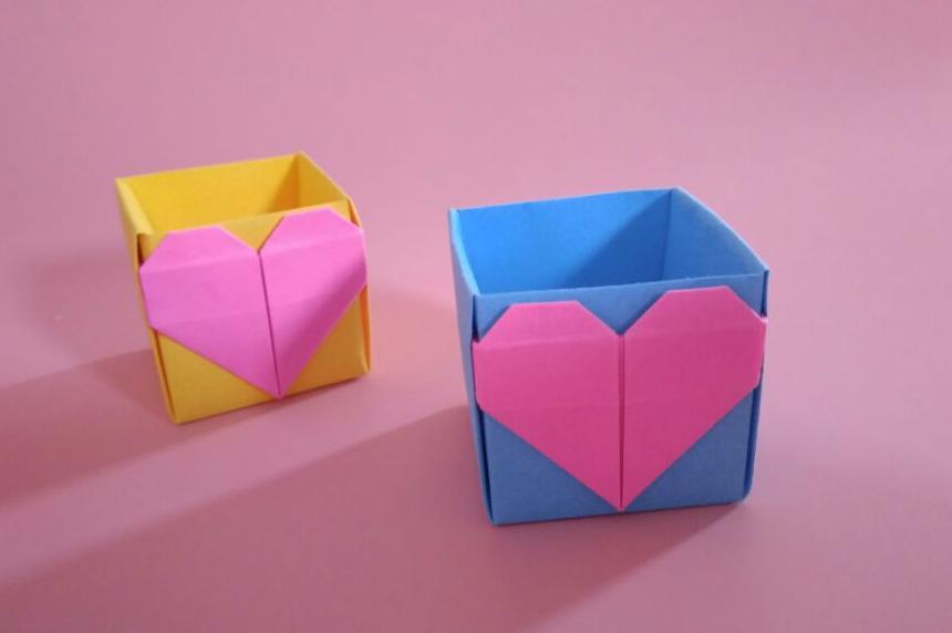 方形收纳盒折纸,搭配漂亮的爱心,秒变女生都喜欢的糖果小盒子