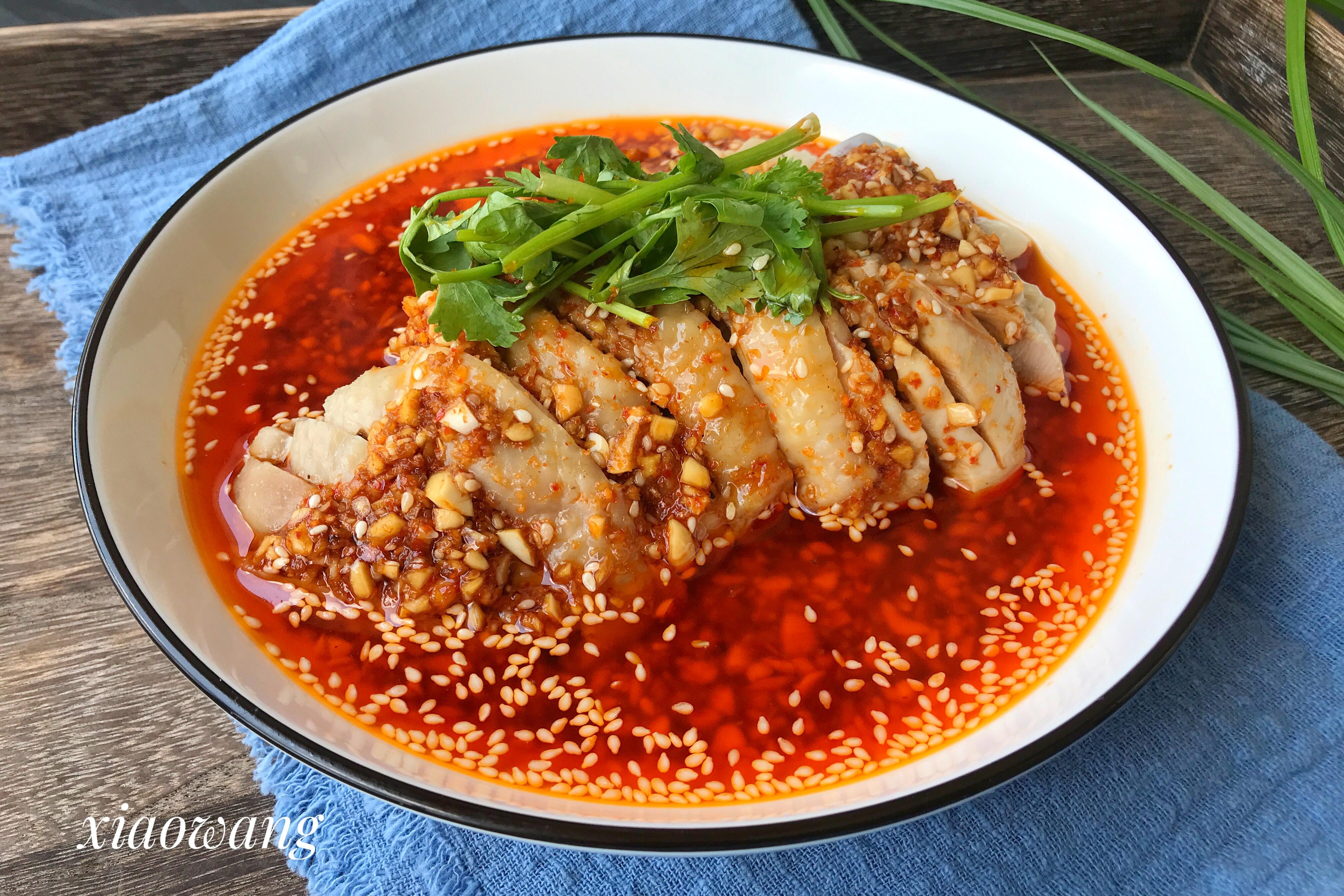 川菜师傅分享口水鸡的做法，夏季开胃下饭好菜，做法简单好吃过瘾_哔哩哔哩_bilibili