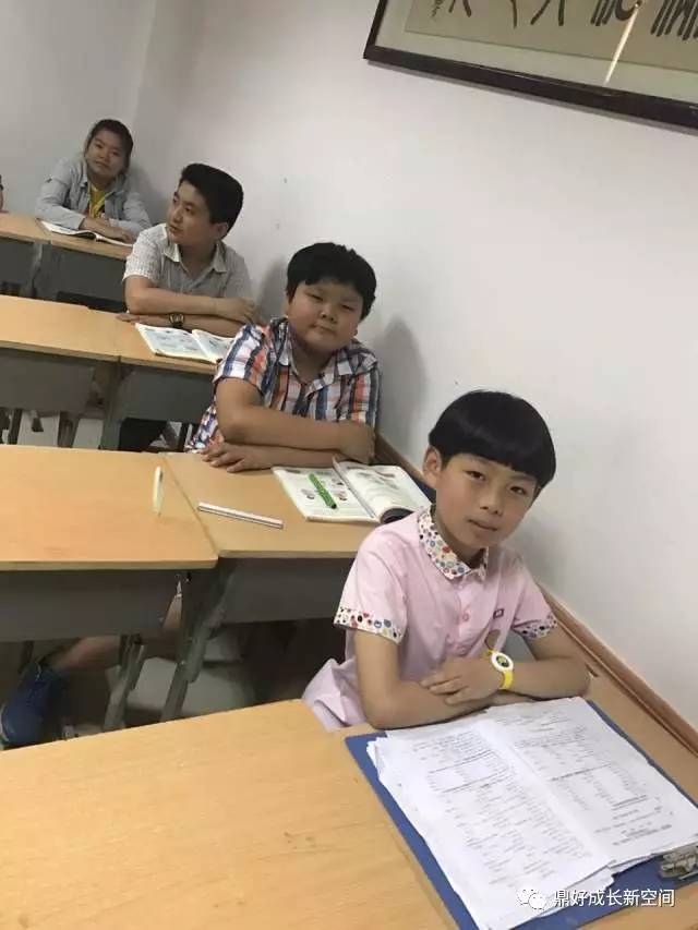 学仙:程志婷张轩豪杨虎成王富毅 学圣:叶家鑫蔡景江 思队⒂镉判阊г