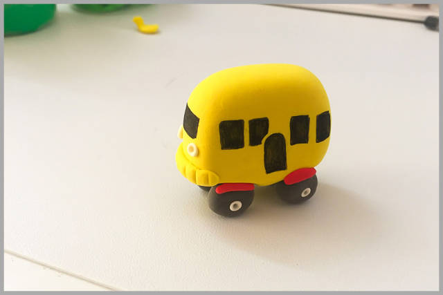 公交车粘土制作图片