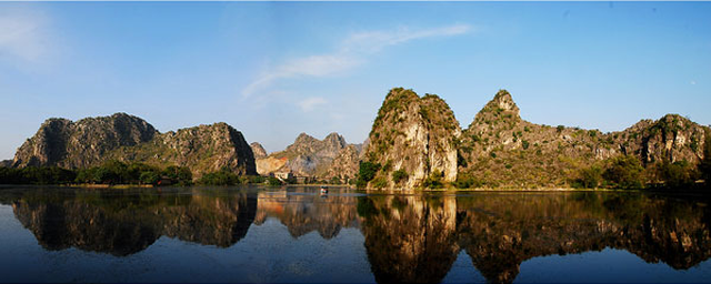 龍珠湖風景區位於陸川縣珊羅鎮田龍村,地處玉林,北流,陸川結合處