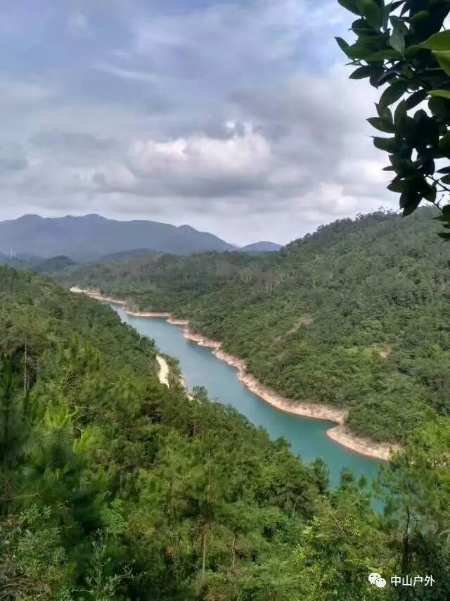 7月2日五桂山長坑水庫小環線徒步,觀流泉飛瀑,登烏石頂望三鄉全景