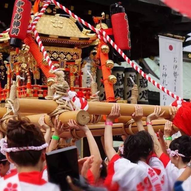 夏天才是日本最丰富的季节 惊艳的夏日祭就应该这么玩