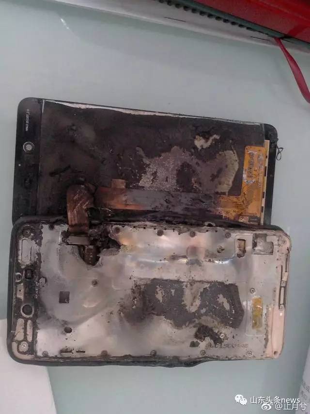 手机爆炸的威力图片