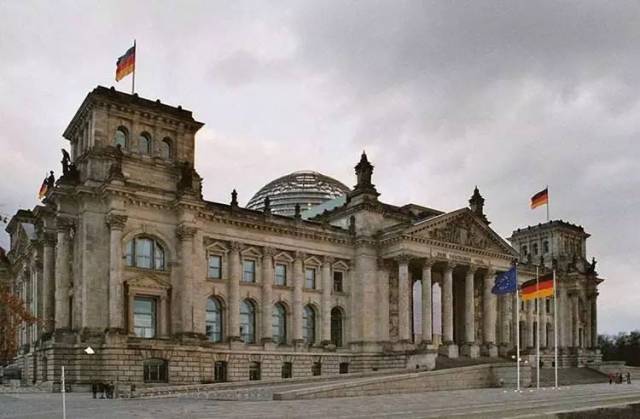 纳粹帝国大厦图片
