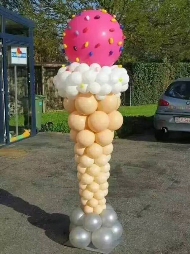 小时候气球冰淇淋图片