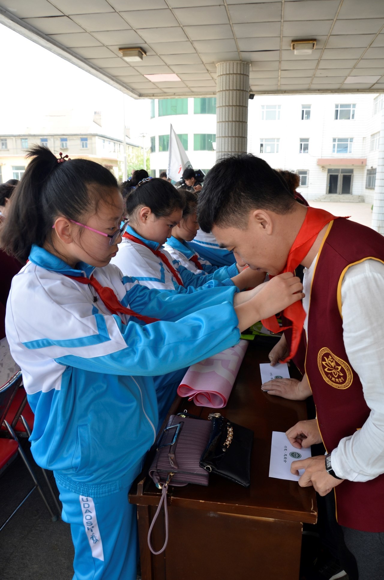 葫芦岛龙港区实验小学图片