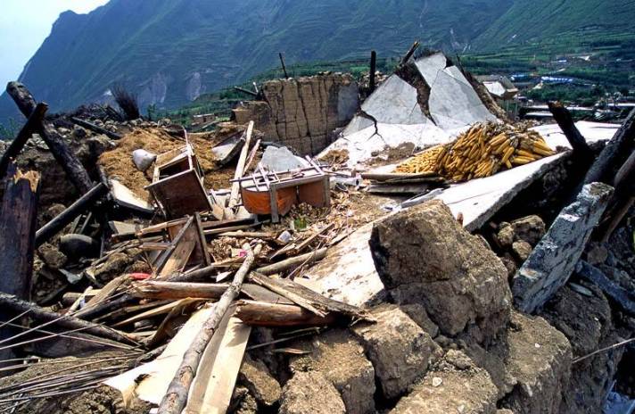5月12日汶川地震图片图片