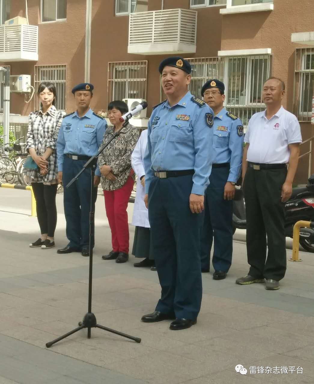 空军指挥学院大校图片