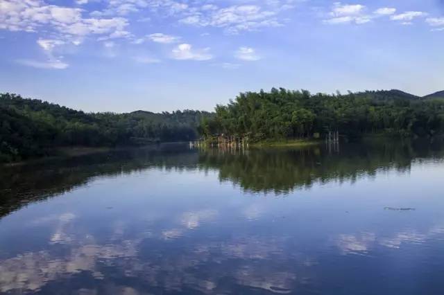 湖州妙西妙山村景点图片