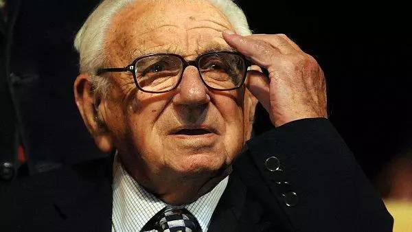 可以看出绅士之国的沉淀-视频这是英国105岁的nicholas winton爵士