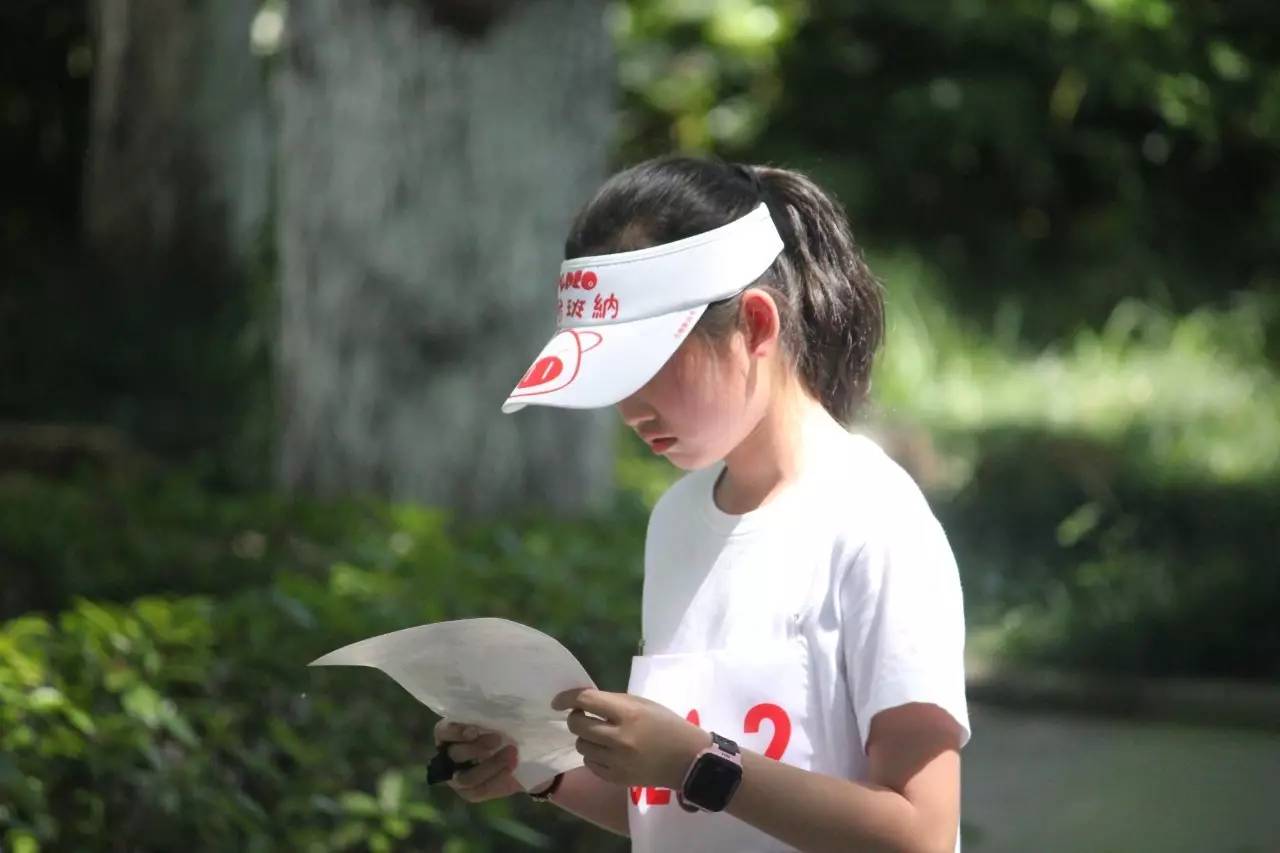 女子组朱袁媛第三名周悦然第四名章奕涵第五名5-6年级男子组范亦陈 第