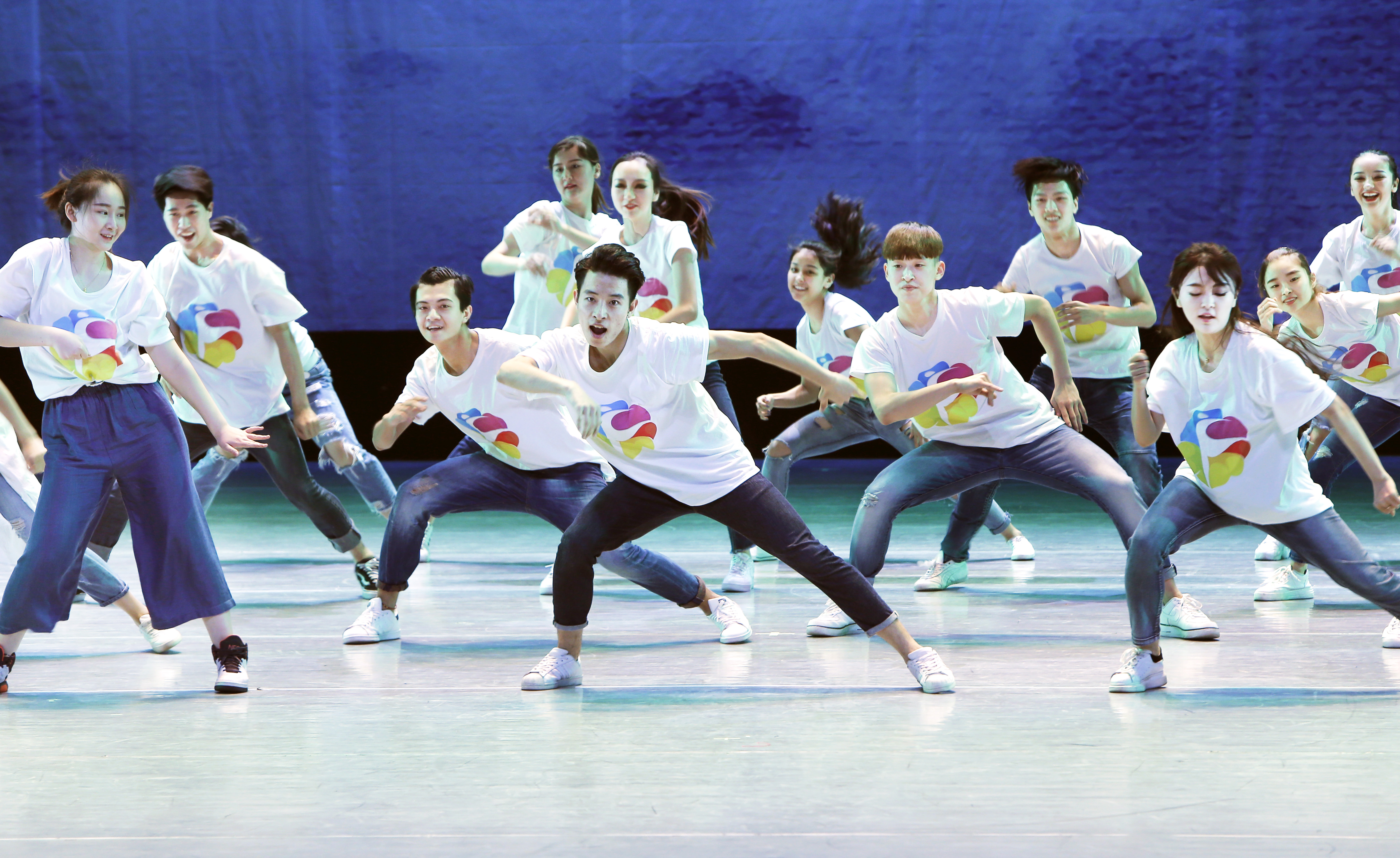 北京大学生舞蹈节开幕 书写当代大学生文化自信