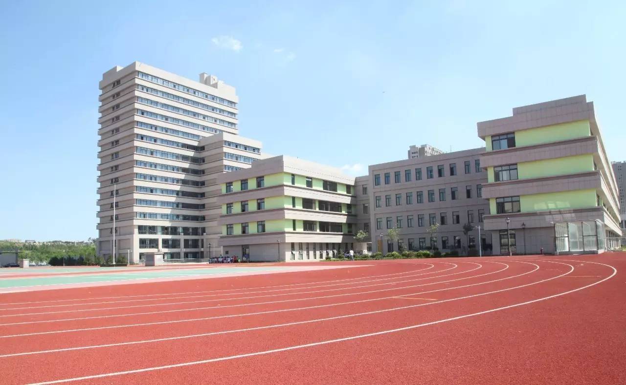 即墨华山路小学西校区图片