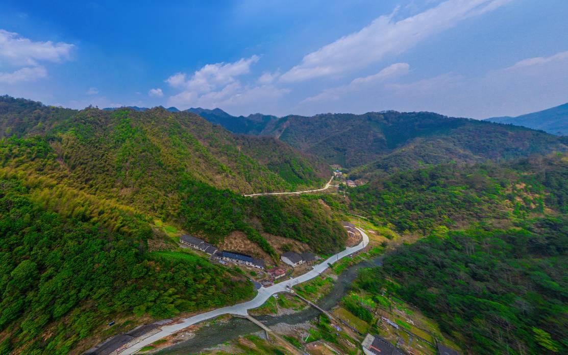 石台七井山盘山公路图片