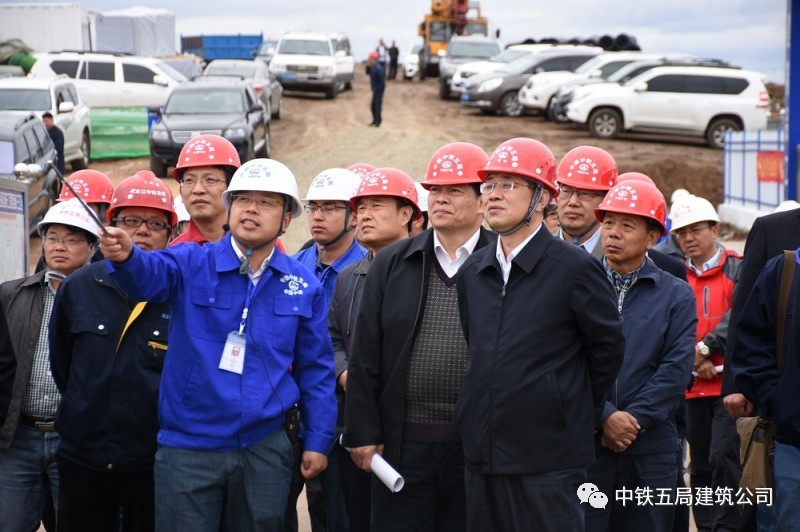 今日頭條中國鐵路總公司副總經理王同軍到建築公司哈佳鐵路站房項目