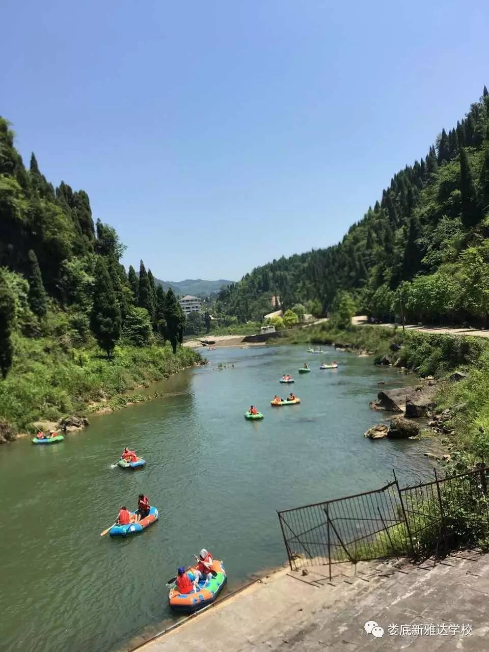 油溪河漂流景区图片