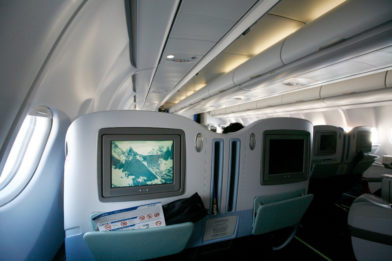东航空客333公务舱图片