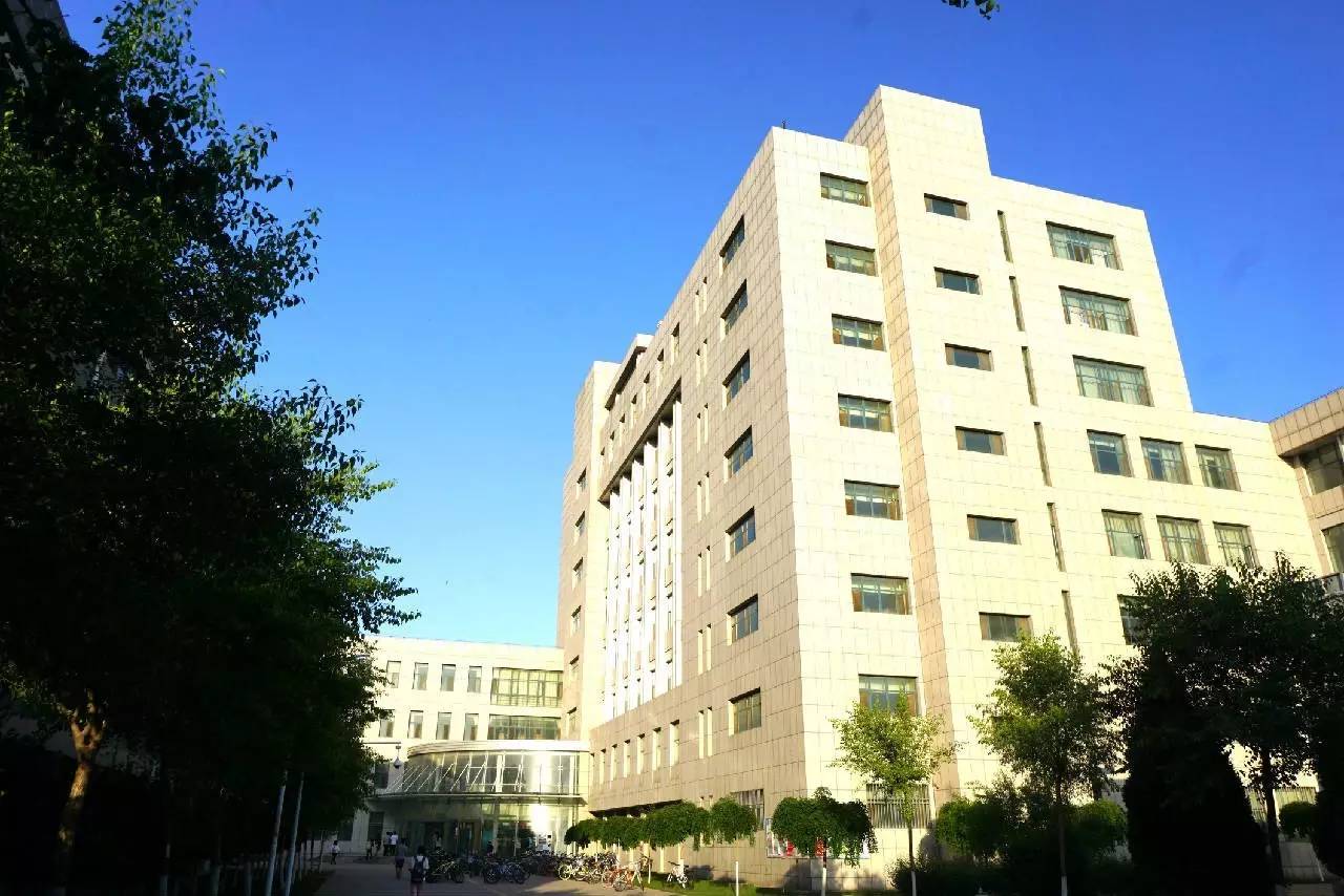 宁夏大学贺兰山校区图片