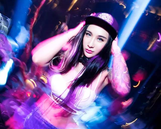 viproom 6/16 中国顶级电音女王-dj pinko 魅力来袭!