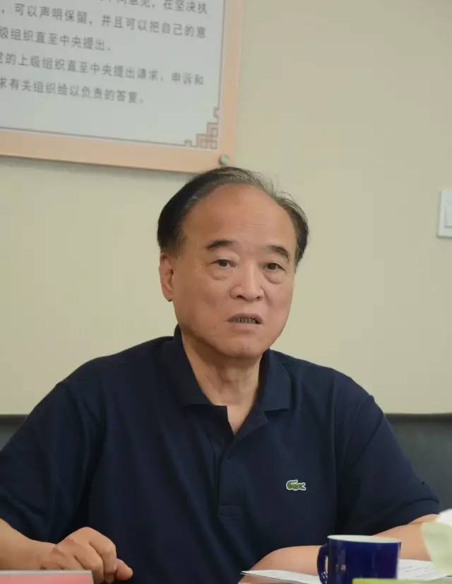 黄贤模会长主持召开会长办公会,听取汇报并谋划下阶段工作